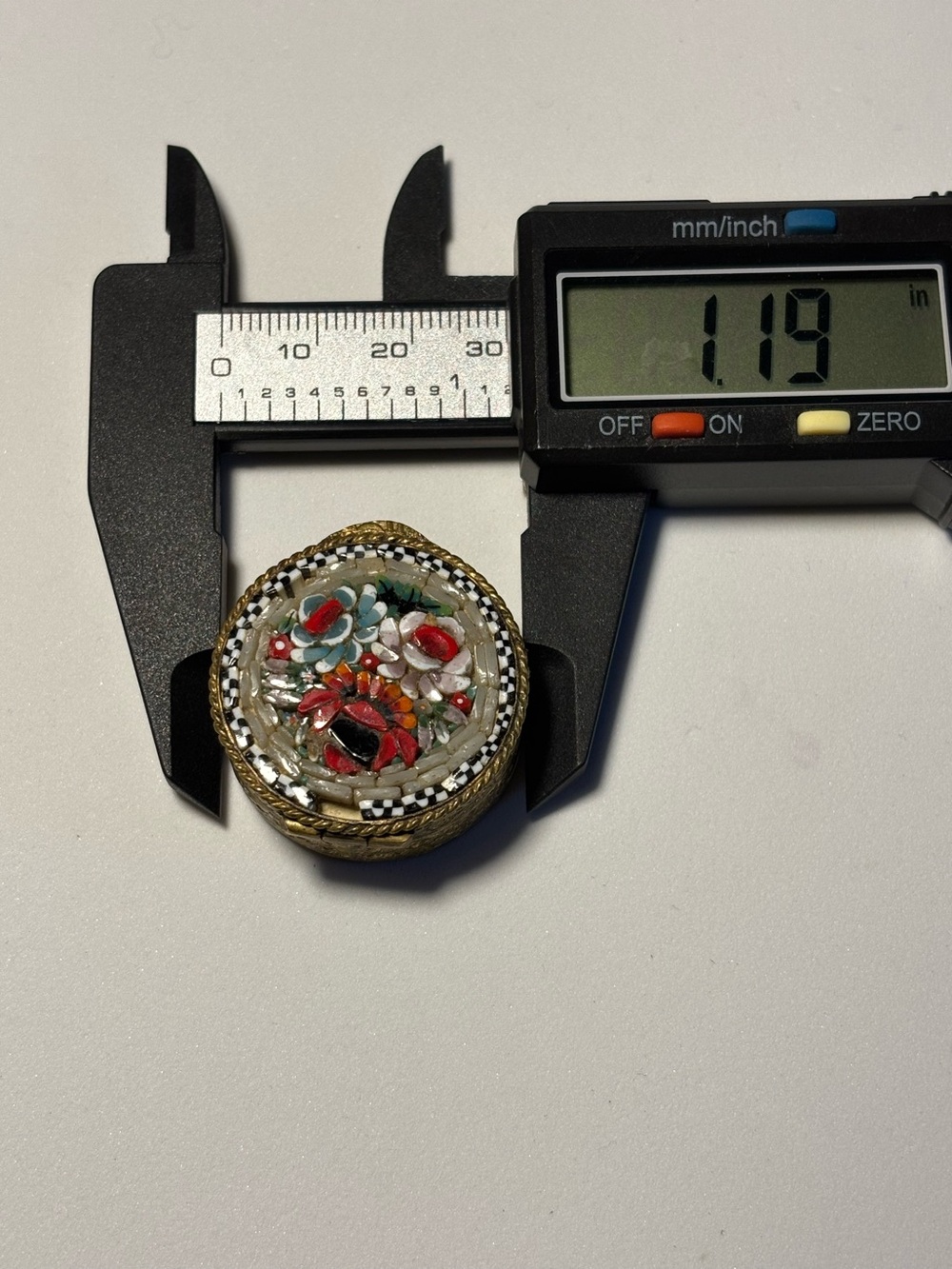 Vintage Italian Micro Mosaic Floral Pill Box - Picture 6 of 9